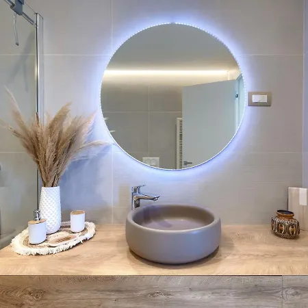 Penthouse Mira By Interhome Umag
