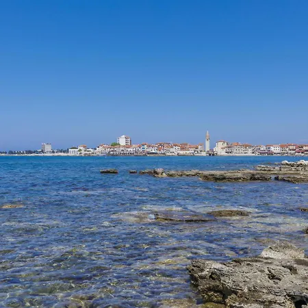 Apartament Penthouse Mira By Interhome Umag